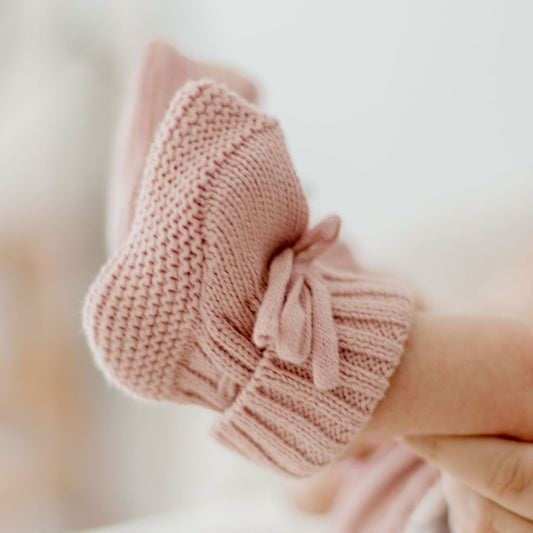 Classic Knit Booties - Dusty Pink